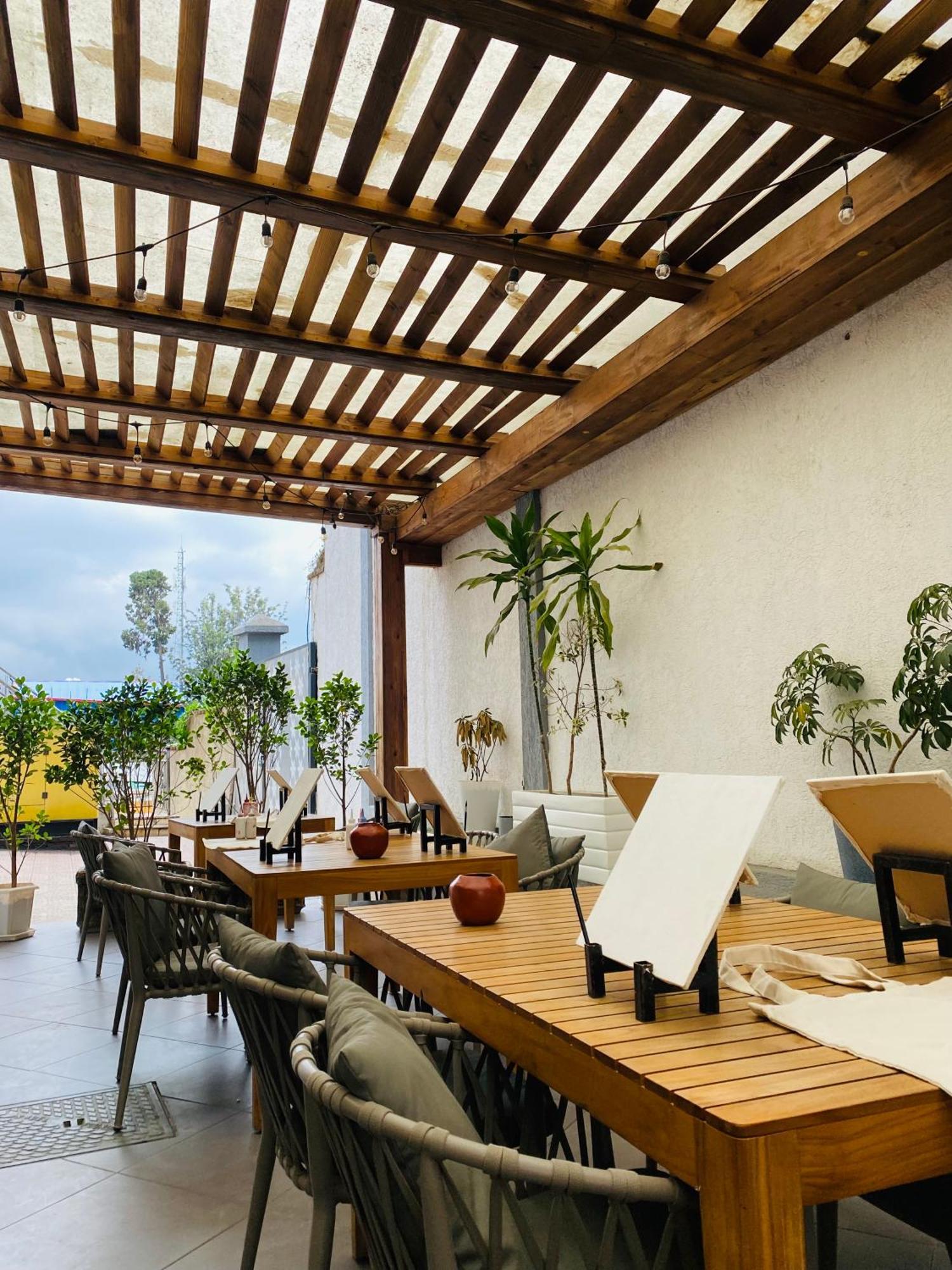 Social House Bed & Breakfast Addis Ababa Exterior photo